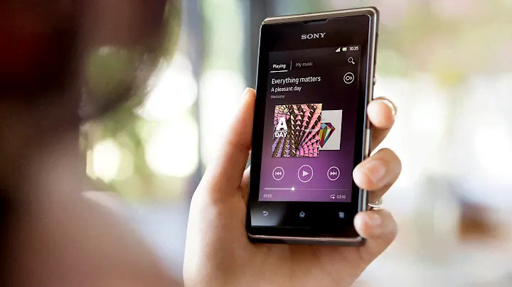 Видео обзор смартфона Sony Xperia E