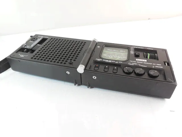 Радиоприемник Sony ICF-7800-4