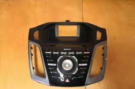 Ford Focus 3 штатная магнитола Sony RP 7 комплект