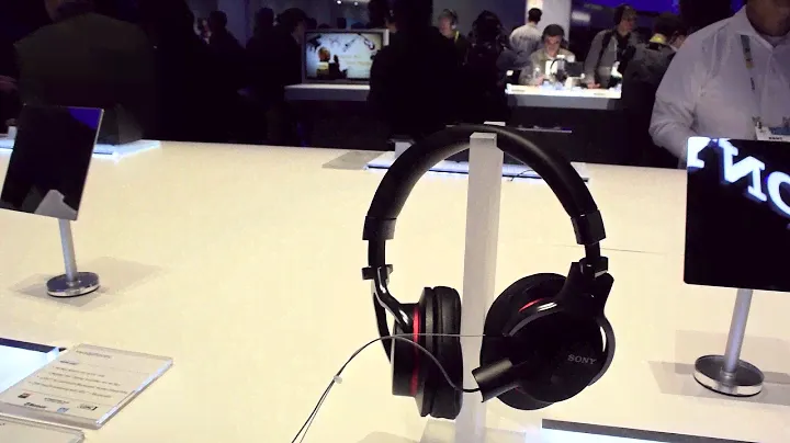 CES2015：SONY、Bluetoothヘッドホン「MDR-1ABT」と、iOS対応ポータブルヘッドホンアンプ「PHA-1A」製品紹介
