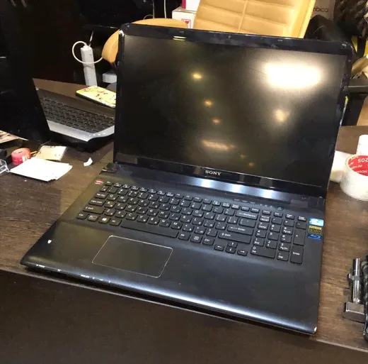  Sony Vaio SVE171E13V-0
