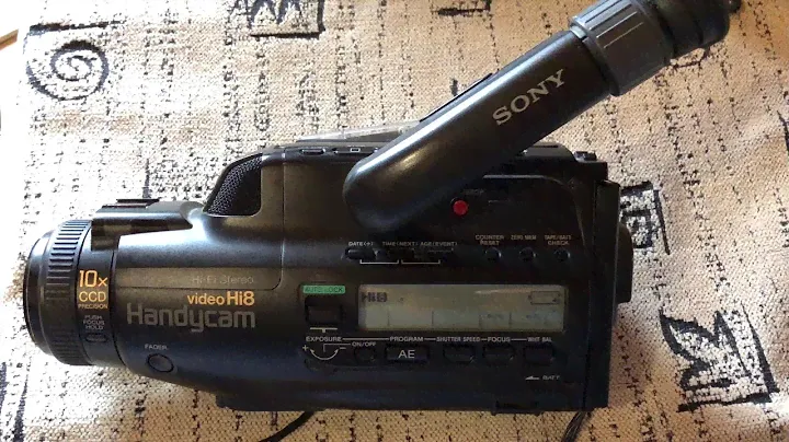 Sony CCD -FX700e (1992) Repair & Review
