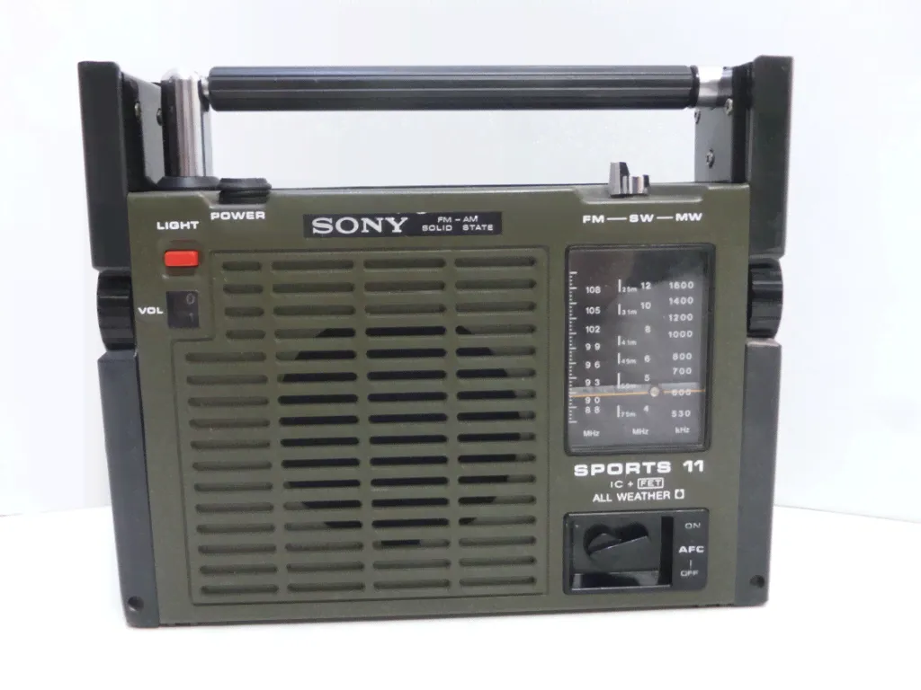 Радиоприемник Sony ICF-111B