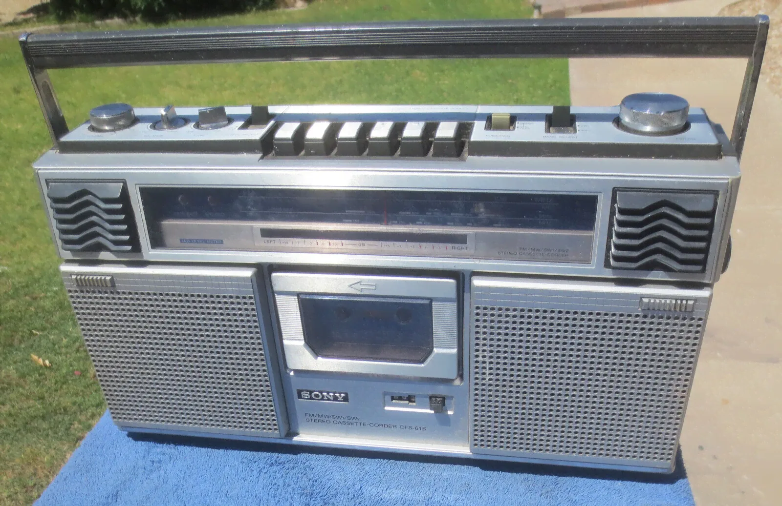 Vintage Sony CFS-61S Stereo Radio Cassette Recorder Boom Box-0