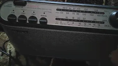 Sony ICF-903L (17m)