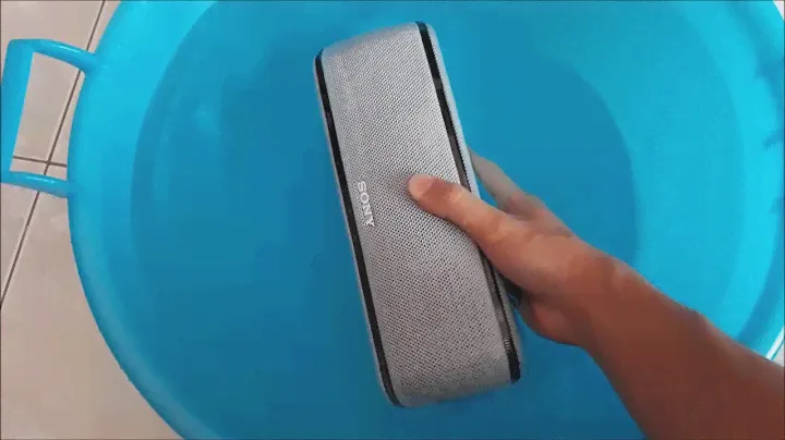 SONY SRS-XB41 - Water Test